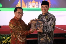 Kemenag Luncurkan Buku...
