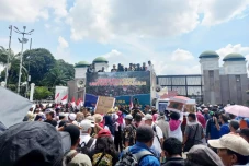 Demo Dukung Hak Angket...
