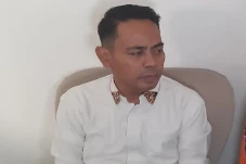 Yadi Sembako Terpaksa...