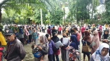 Ratusan Warga Malang...