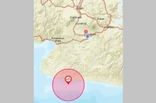 Gempa M4,9 Guncang Sukabumi,...