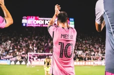 Lionel Messi Pede Inter...