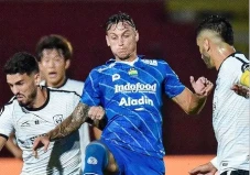 Persib Bandung Cukur...