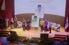 Haedar Nashir Luncurkan...