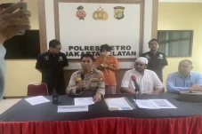 ART Nekat Curi Uang...