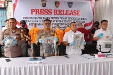Polda Riau Bongkar Praktik...