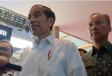 Soal Harga Beras, Jokowi:...