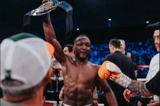 Abass Baraou Juara Eropa...