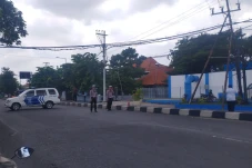 Ledakan Keras di Asrama...