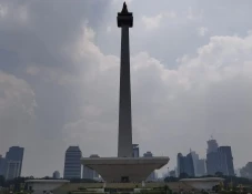 Prakiraan Cuaca Jakarta...