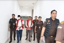 Kejati Jabar Tahan Rektor...