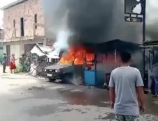 Mobil dan Rumah di Palembang...