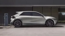 Hyundai 5 Ioniq Facelif...