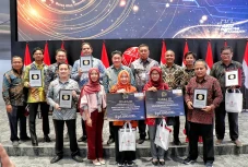 MNC Sekuritas dan 10...