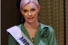 Karolina Bielawska Sampaikan...