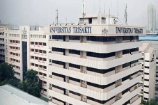 37 Universitas Negeri...
