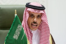 Arab Saudi Kutuk Persetujuan...