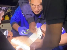 Pria di Kota Batu Panik...