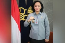 Peringati Hari Perempuan...