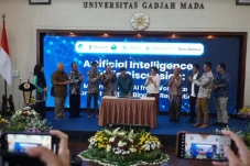 Gandeng UGM, Kominfo...