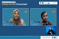 Kominfo: Orang Tua Berperan...