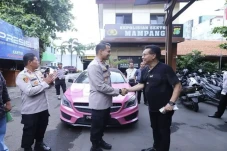 Kronologi Mantan Driver...