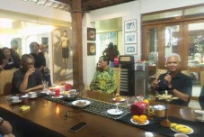 Ganjar dan Mahfud MD...