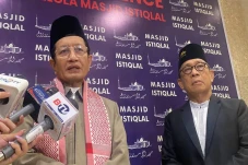 Sambut Bulan Puasa,...
