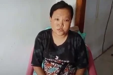 Viral Mama Muda Melahirkan...