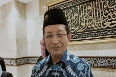 Berada di Tengah Perkantoran,...