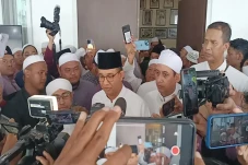 Kenang Sosok Habib Hasan,...