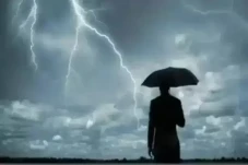 Prakiraan Cuaca Jakarta:...