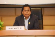 KPK Periksa Sekjen DPR...