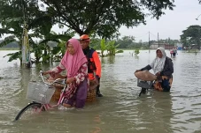 Sungai Lusi Meluap,...