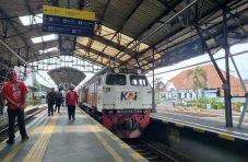 Ini Perjalanan Kereta...