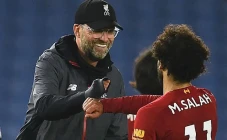 Juergen Klopp Full Senyum...