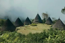 Wae Rebo Masuk Daftar...