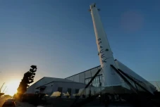 SpaceX Dapat Kontrak...