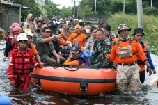 BNPB Tuding Penurunan...