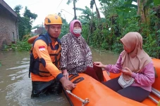 Banjir Jepara Rendam...