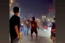 Astaga, Juru Parkir...