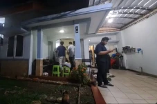 Suasana Rumah Duka Donny...