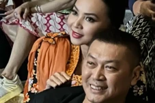 Donny Kesuma Meninggal,...