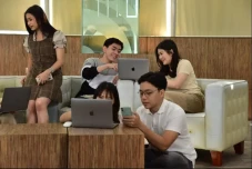 Mulai Dibuka Besok,...