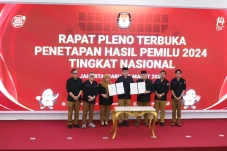 Tak Lolos ke Senayan,...
