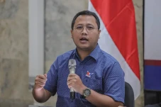 Partai Perindo Minta...