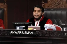 MK Tegaskan Anwar Usman...