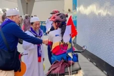 Viral! 2 Warga asal...