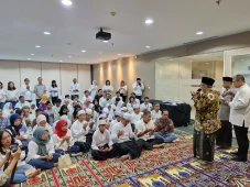 Berbagi Berkah Ramadan,...