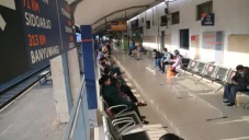 17 Kereta Api Terhenti...
